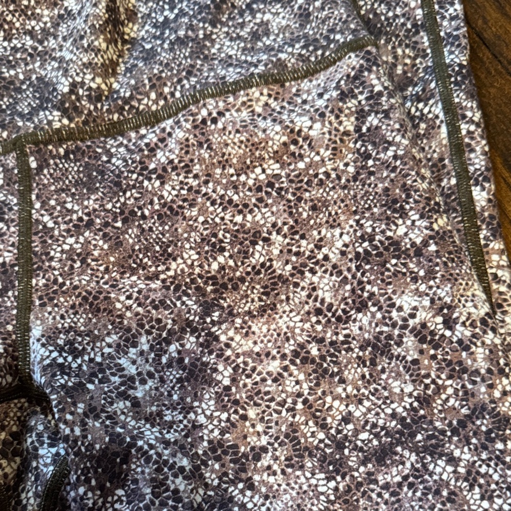 Fabletics Brown And White Patterned Leggings - image 2